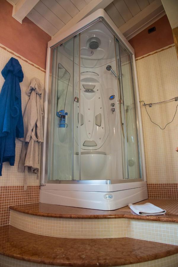 Guesthouse "Villa Tamas" Лимоне сул Гарда Екстериор снимка
