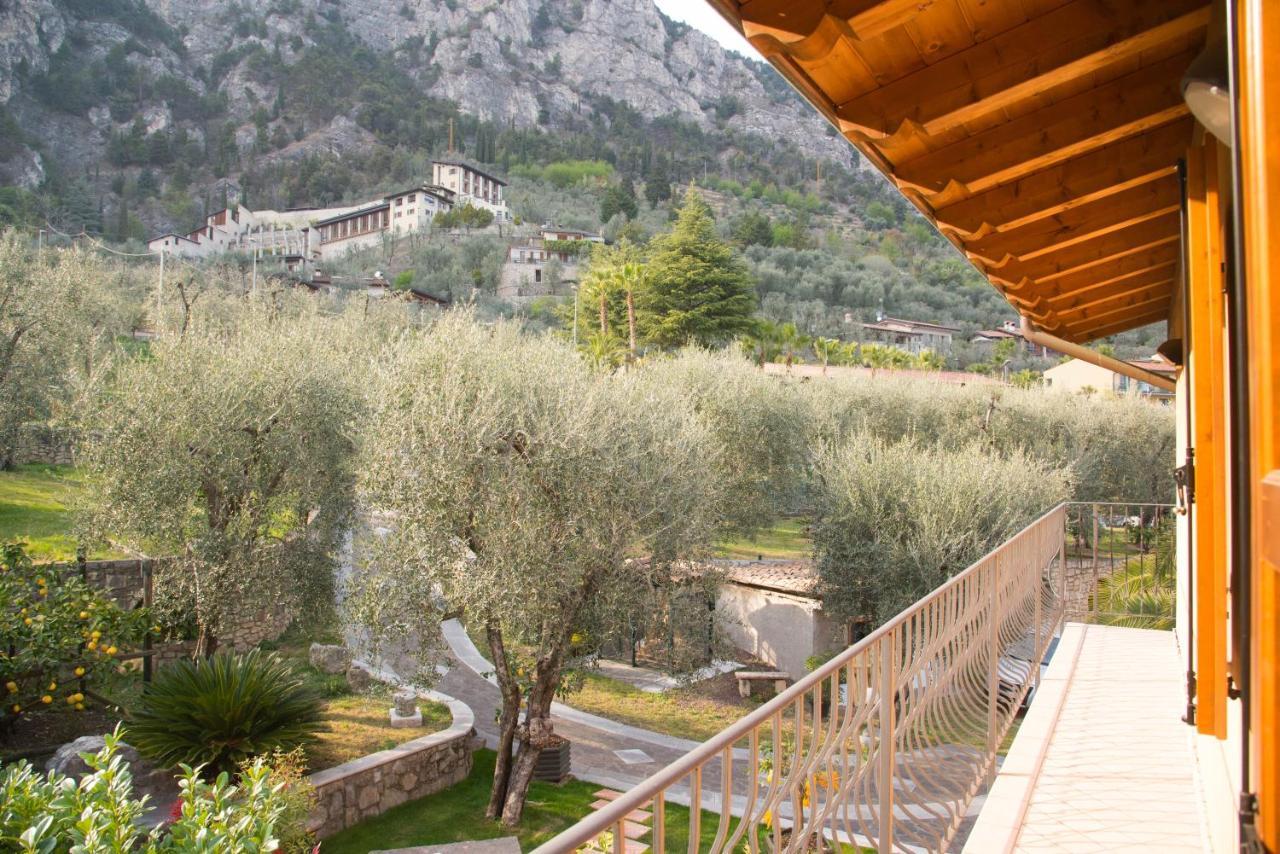 Guesthouse "Villa Tamas" Лимоне сул Гарда Екстериор снимка
